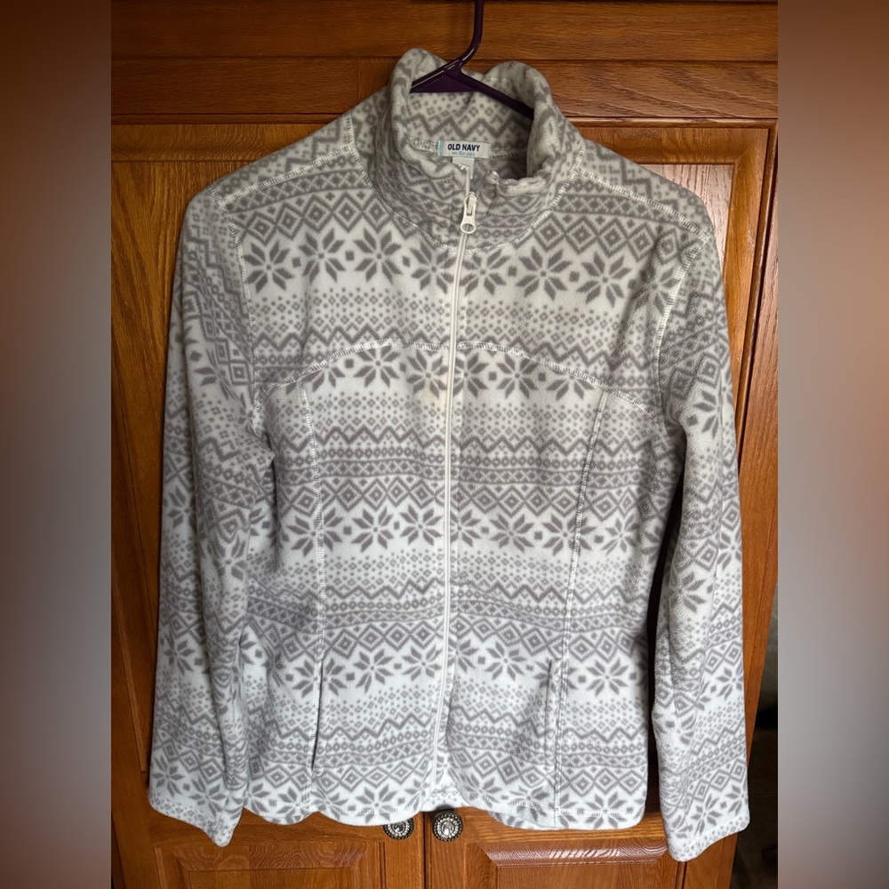 Old Navy Gray Snowflake Women's fleece jacket